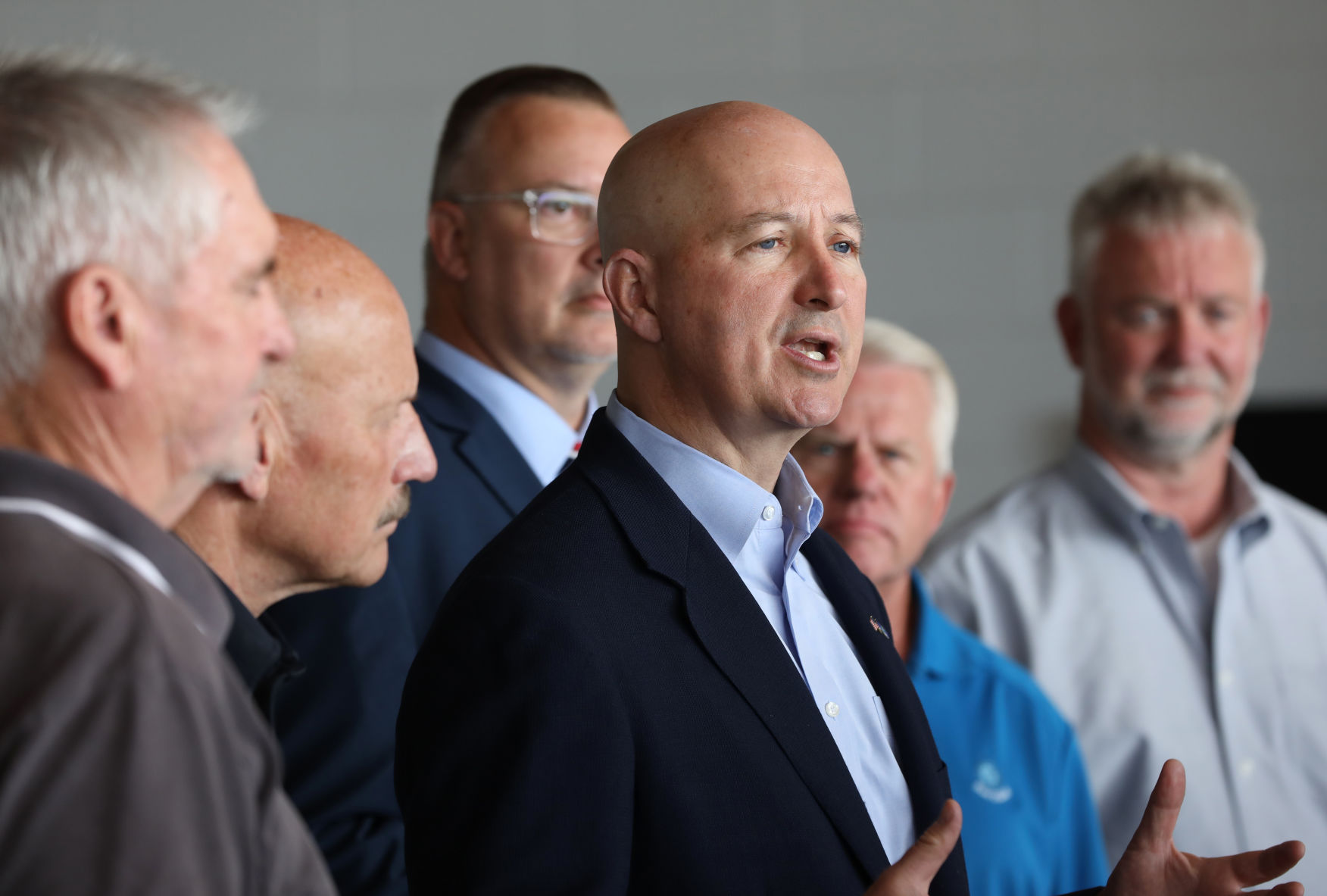 Governor Pete Ricketts visits Kearney